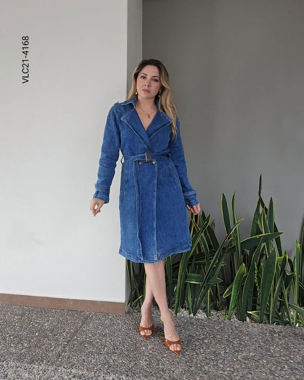 Vestido de mezclilla azul clásico U 4168
