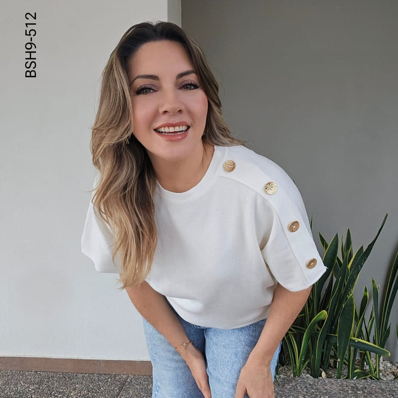 Blusa con Detalles de Botones en Hombro I 512