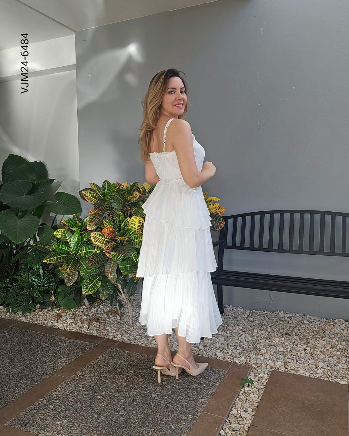 Vestido midi plisado  X 6484