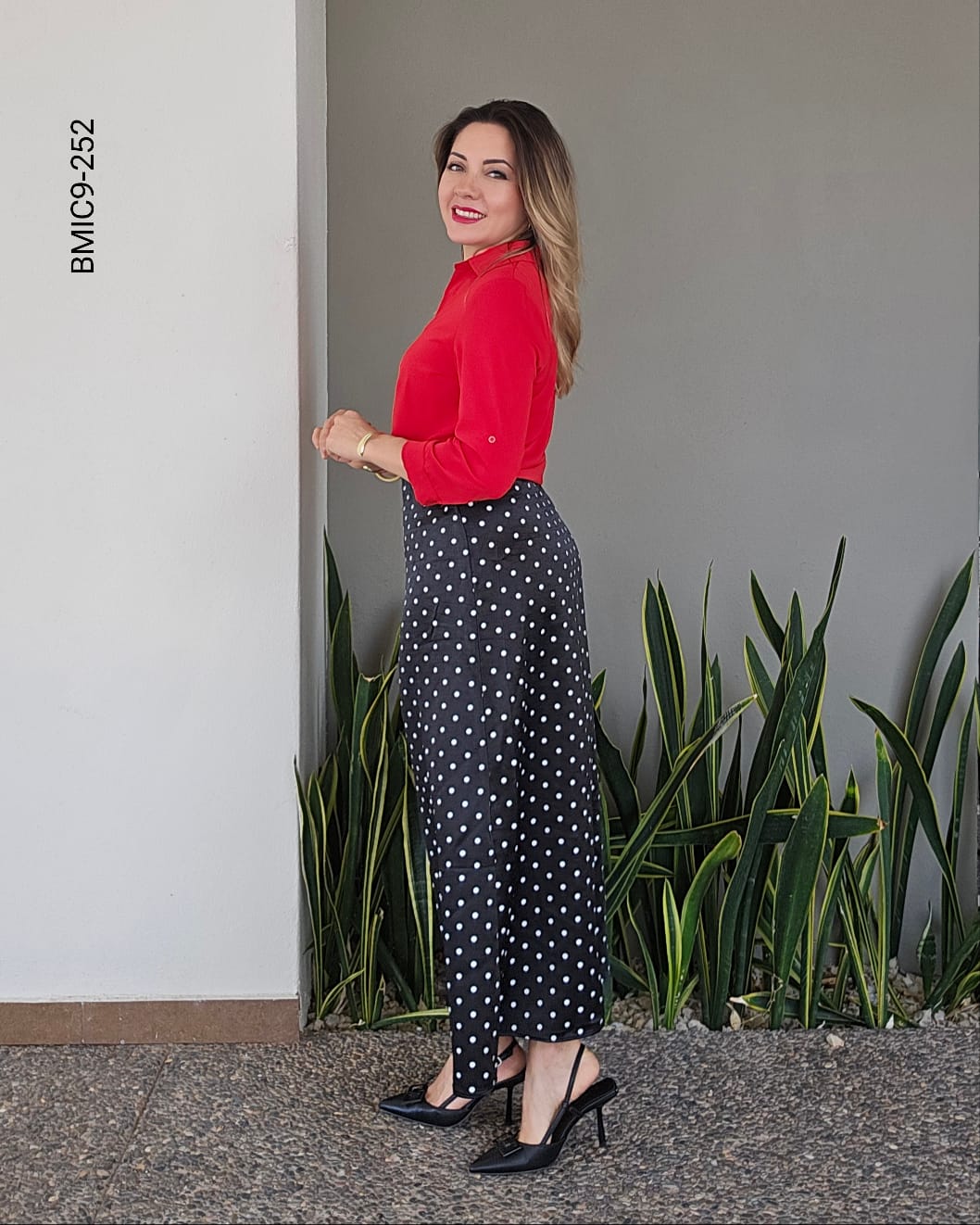 Blusa corte clásico manga 3/4  I 252