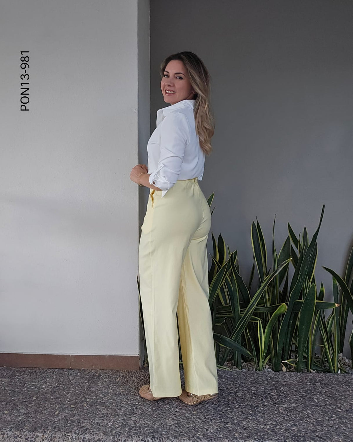 Pantalón Wide Leg Tiro Alto M 981